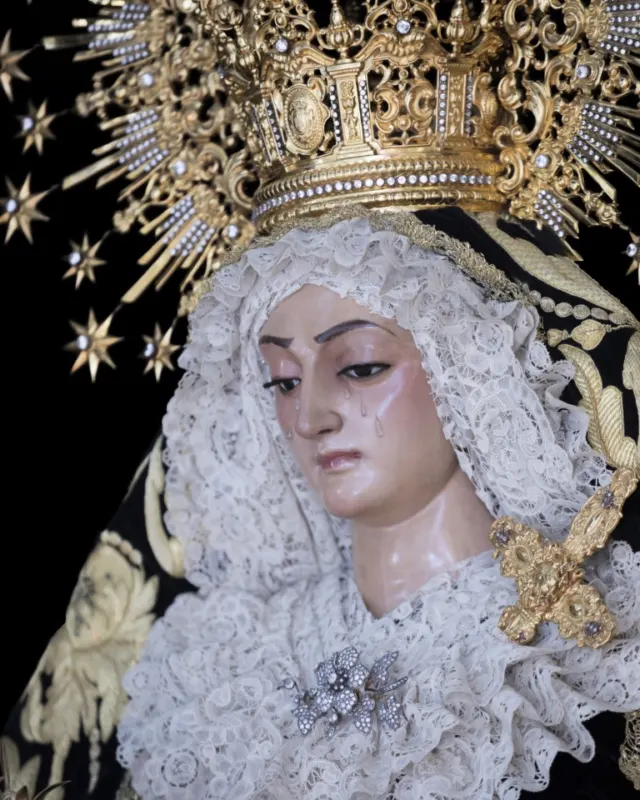 Nuestra Señora de los Dolores en su Soledad Coronada